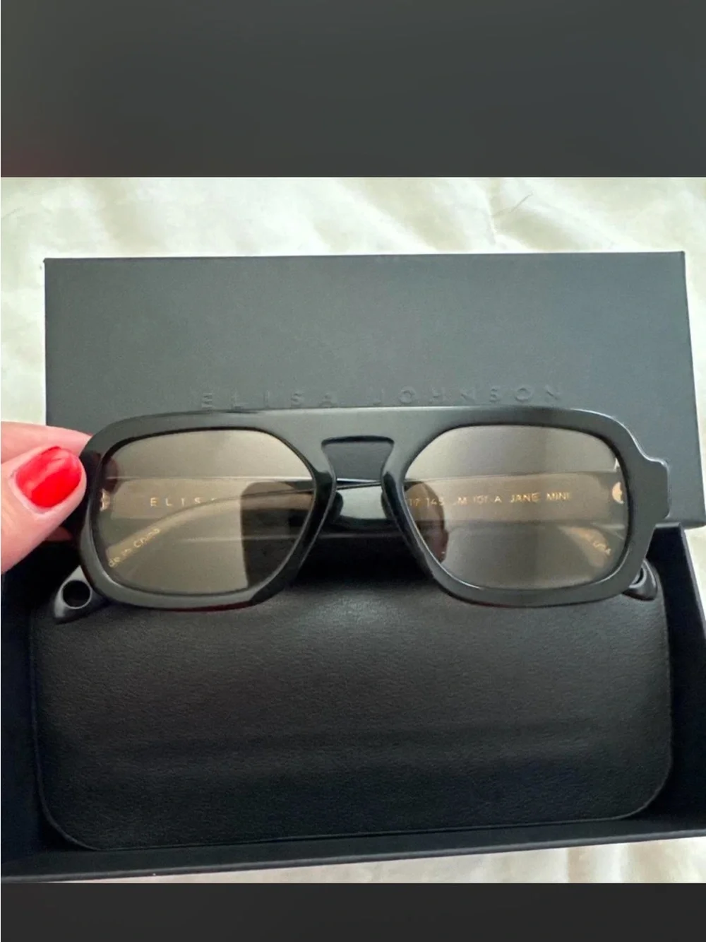 ELISA JOHNSON JANE MINI IN GLOSS BLACK SUNGLASSES